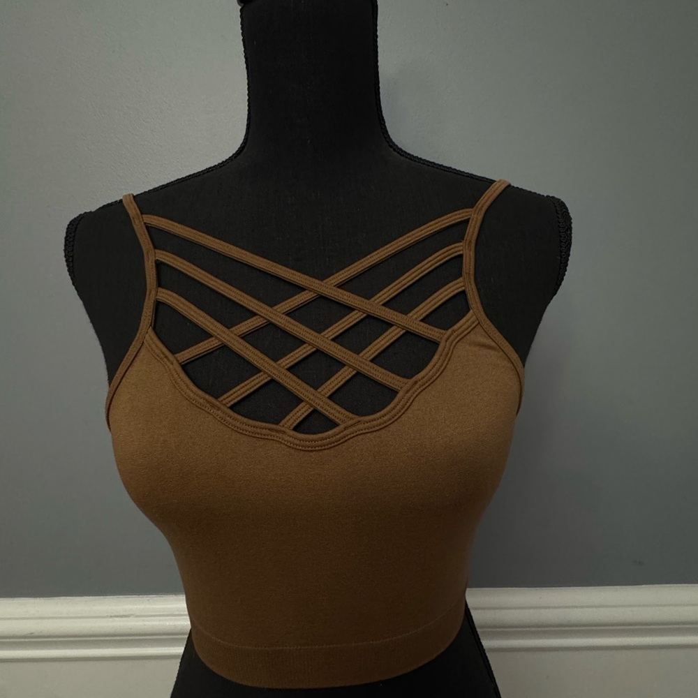 Zenana Outfitters Mocha brown Strappy bralette . Size : s/m